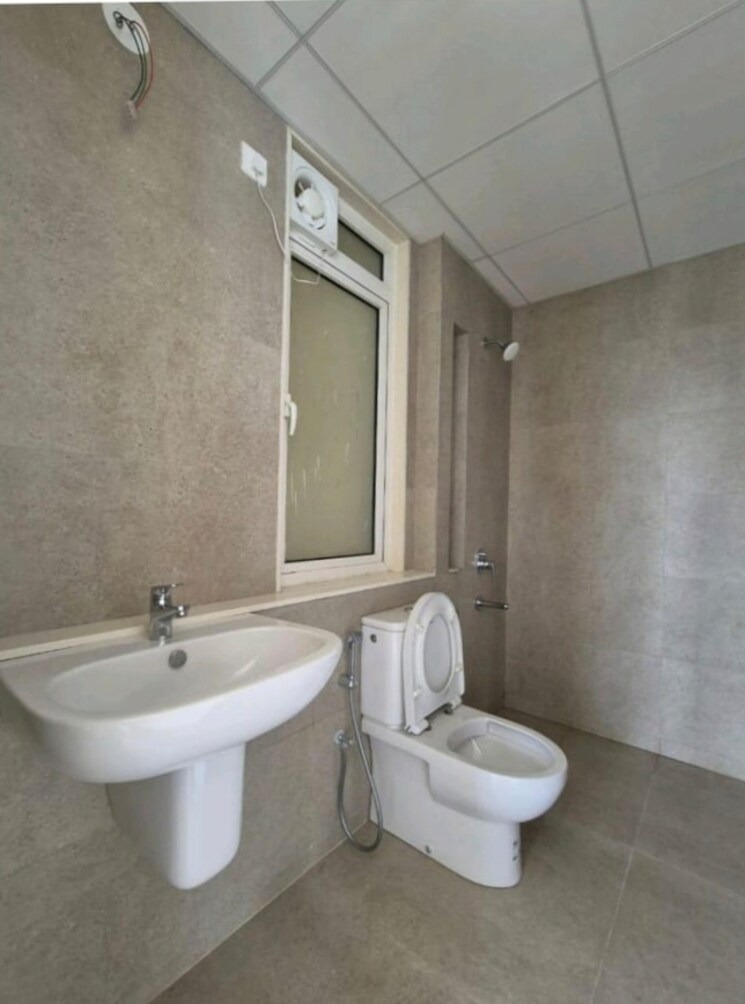 Bathroom, tata-serein 3 Bedroom 943 Sq.Ft. Apartment In Pokhran Road No Two Thane 9730279