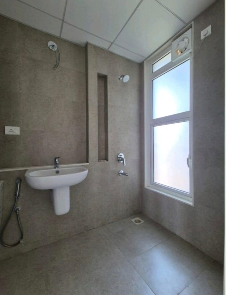 Bathroom, tata-serein 3 Bedroom 943 Sq.Ft. Apartment In Pokhran Road No Two Thane 9730279