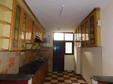 Kitchen in 3 BHK Builder Floor at Vasundhara Sector 5 – for Rent