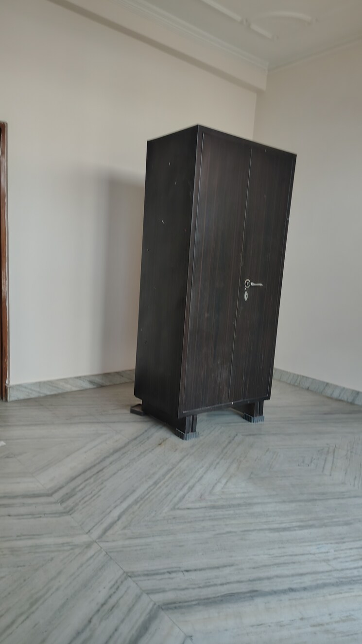 Room, sector 55 2 Bedroom 1110 Sq.Ft. Independent House In Sector 55 Noida 9730290