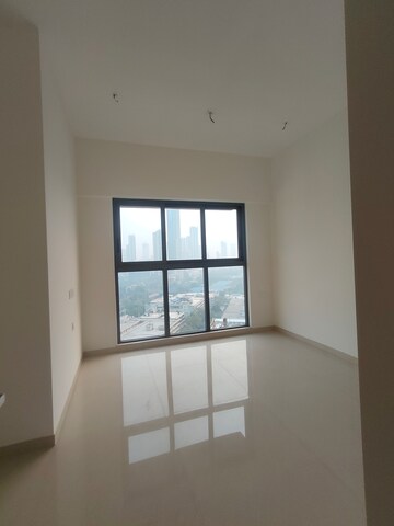 Room in 2 BHK Apartment at Lodha Vista, Lower Parel – for Rent