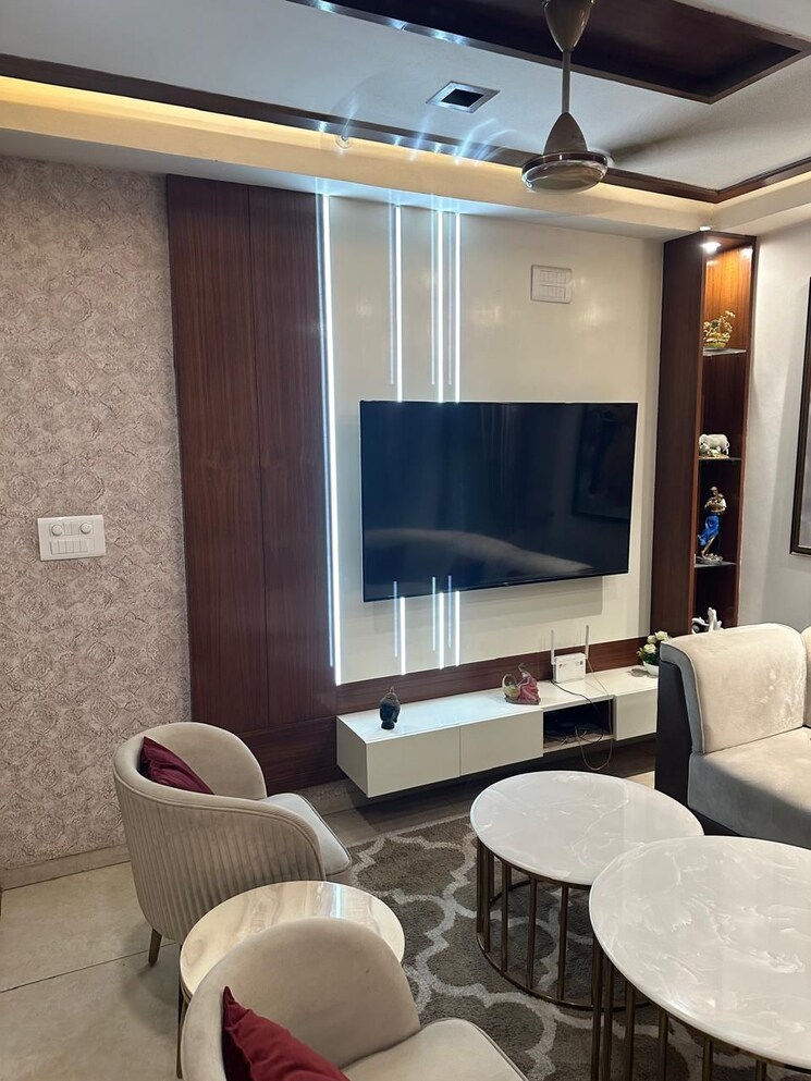 Living Room, sushma-chandigarh-grande 3 Bedroom 1885 Sq.Ft. Apartment In Lohgarh Zirakpur 9730315