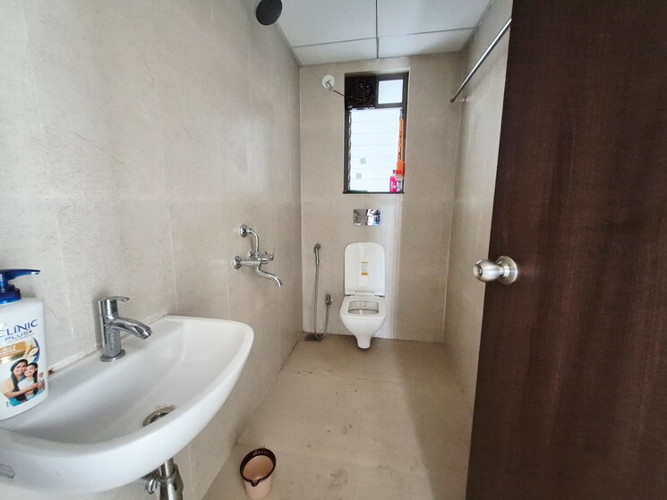 Bathroom, runwal-my-city 1 Bedroom 406 Sq.Ft. Apartment In Dombivli East Thane 9730389