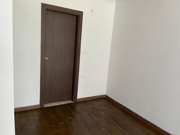 Room in 3 BHK Apartment at ATS Le Grandiose, Sector 150 – for Rent