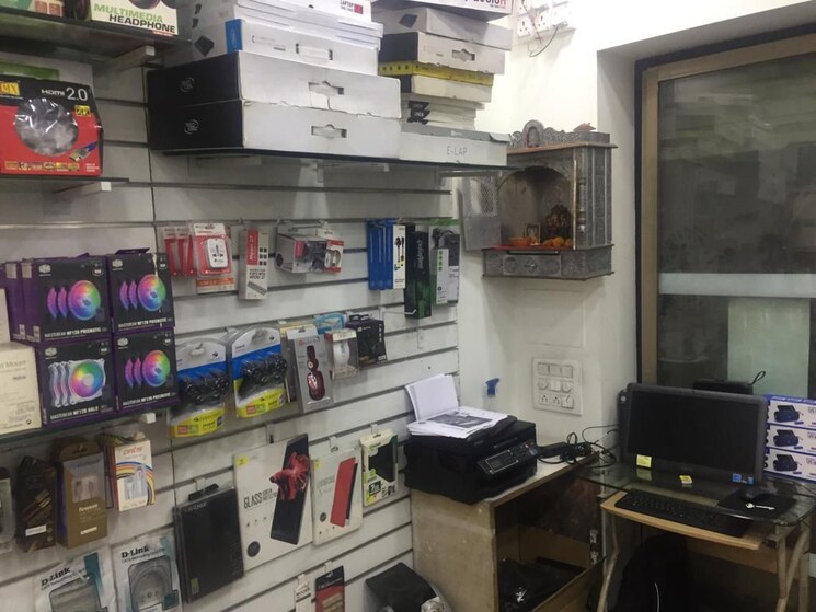 Kitchen, camp Commercial Shop 315 Sq.Ft. In Camp Pune 9730434