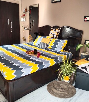 Room in  Pg at Vineet Khand – for Rent