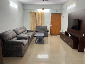 Living Room in 3 BHK Apartment at Ramanshree Nagar – for Rent