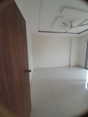 Room in 3 BHK Apartment at Manish Nagar – for Rent