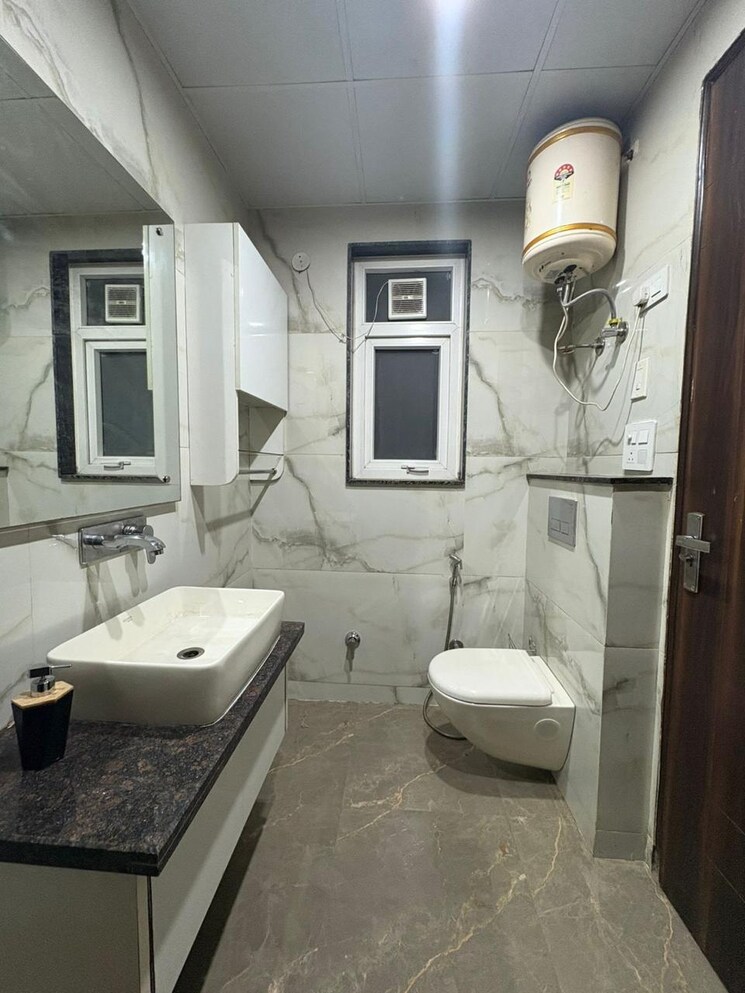 Bathroom, sector 46 2 Bedroom 1150 Sq.Ft. Builder Floor In Sector 46 Gurgaon 9730516