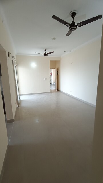 2 BHK Apartment For Rent in Antriksh Golf View, Sector 78
