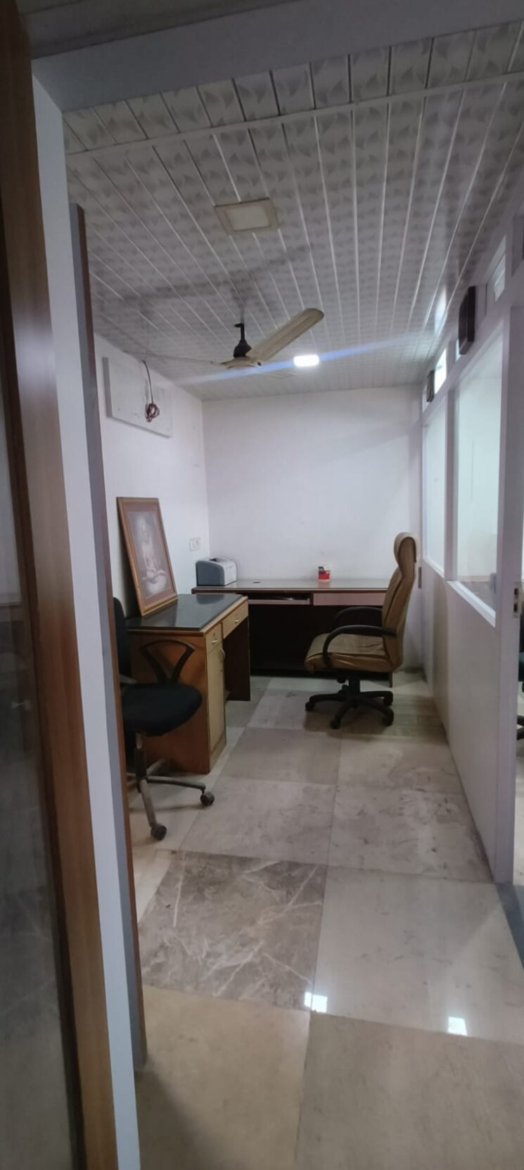 Team Area, soham-plaza Commercial Office Space 400 Sq.Ft. In Manpada Thane 9730573