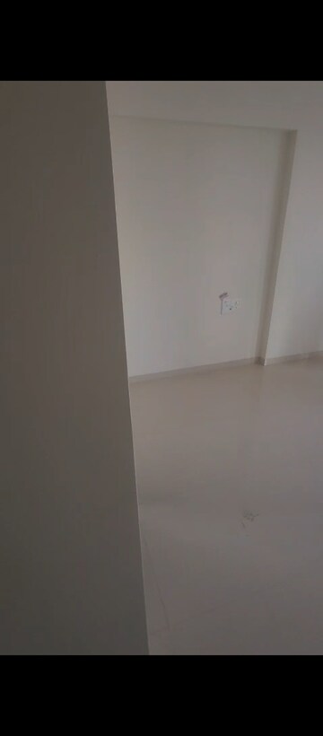 Room in 1.5 BHK Apartment at Agripada – for Rent