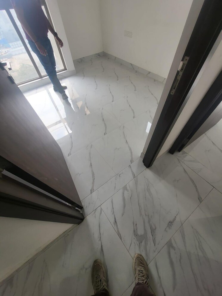 Cover Image, dosti-west-county-phase-4-dosti-pine 2 Bedroom 692 Sq.Ft. Apartment In Balkum Pada Thane 9730603