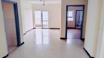 Room in 2 BHK Apartment at Piyush Heights, Sector 89 – for Sale