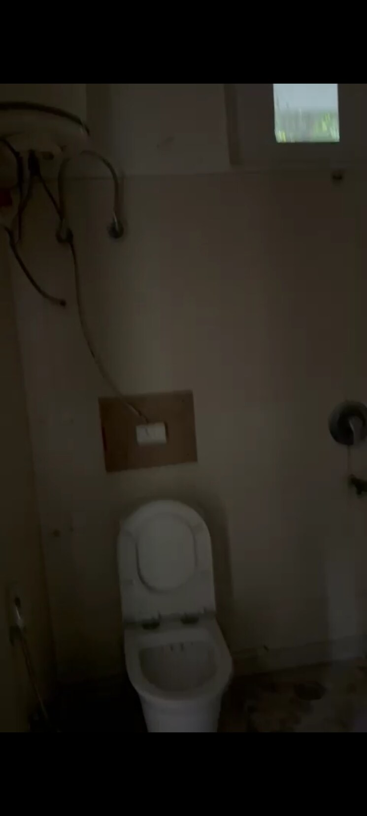 Bathroom, sector 14 3.5 Bedroom 3000 Sq.Ft. Villa In Sector 14 Noida 9730650