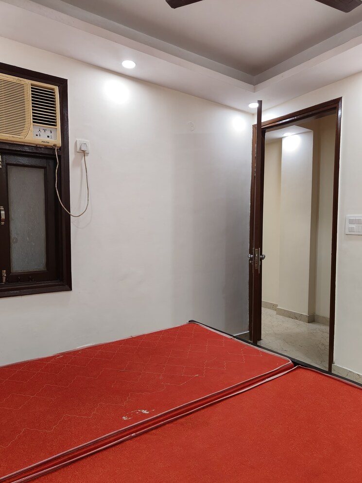 Room, saket 2 Bedroom 850 Sq.Ft. Builder Floor In Saket Delhi 9730667