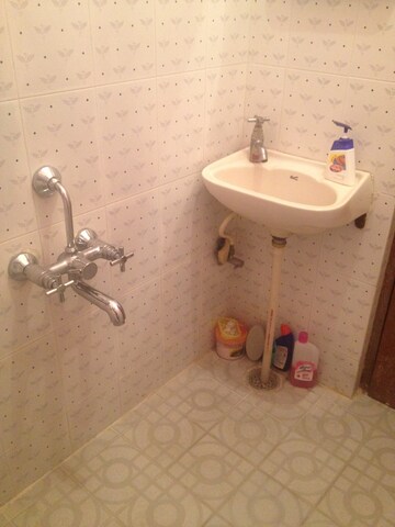 Bathroom in  Pg at Vineet Khand – for Rent