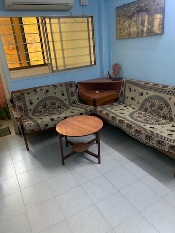 1 BHK Apartment For Rent in Vile Parle West