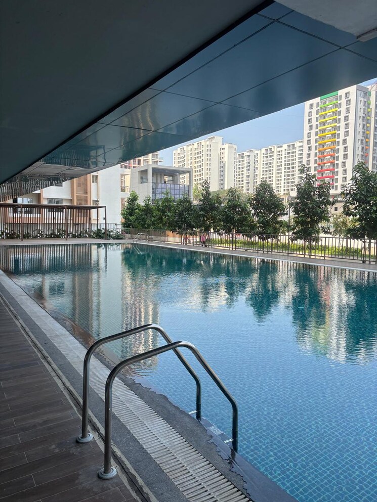 Swimming Pool, k-raheja-sterling 2 Bedroom 753 Sq.Ft. Apartment In Mohammadwadi Pune 9730679