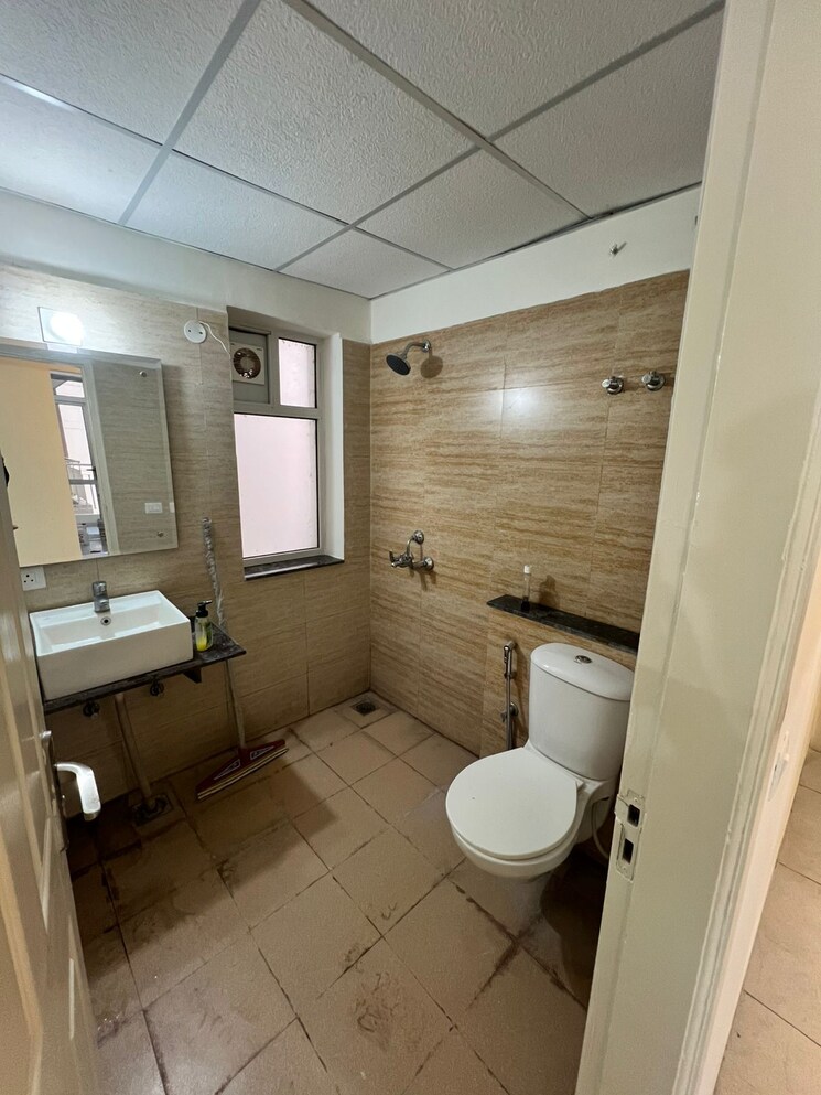 Bathroom, sushma-joynest-moh 3 Bedroom 1300 Sq.Ft. Apartment In Bir Chhat Chandigarh 9730719