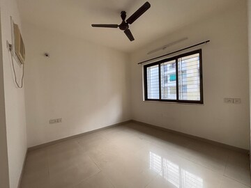 Room in 1 BHK Apartment at Lodha Casa Bella Gold, Dombivli East – for Sale