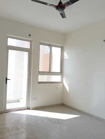 Room in 3 BHK Apartment at Sushma Grande Nxt, Lohgarh – for Rent