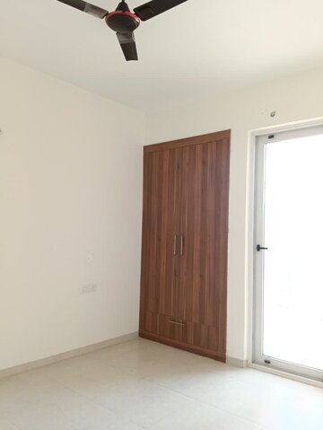 Room in 3 BHK Apartment at Sushma Grande Nxt, Lohgarh – for Rent