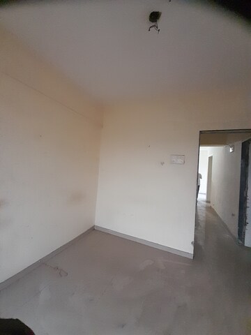 Room in 2 BHK Apartment at Ulwe Sector 23 – for Rent