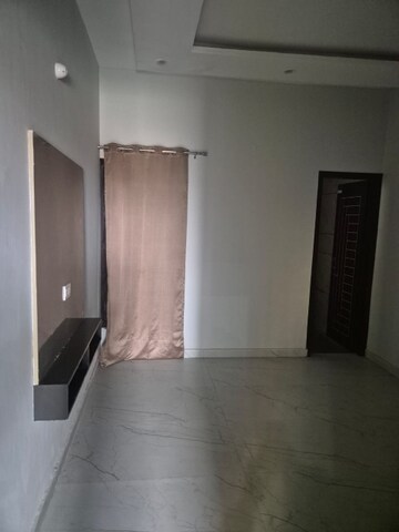 Room in 4 BHK Independent House at Kharar Landran Road – for Sale