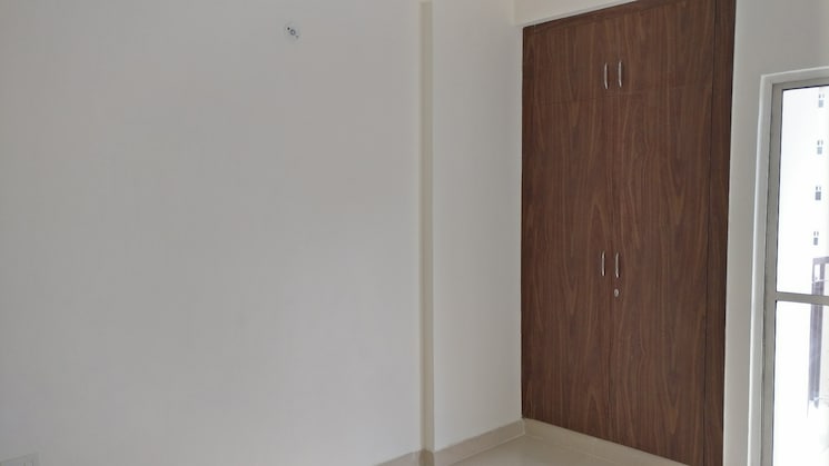 Room, aims-golf-avenue-ii 2 Bedroom 1080 Sq.Ft. Apartment In Sector 75 Noida 9730820