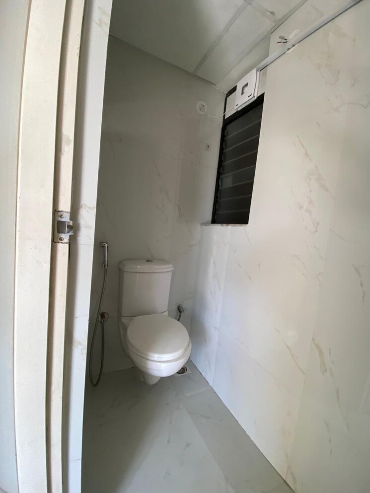 Bathroom, runwal-gardens-phase-2 1 Bedroom 353 Sq.Ft. Apartment In Dombivli East Thane 9730823