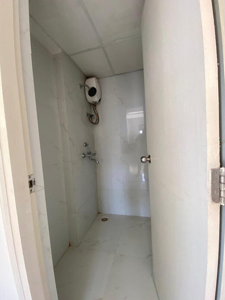 Bathroom, runwal-gardens-phase-2 1 Bedroom 353 Sq.Ft. Apartment In Dombivli East Thane 9730826