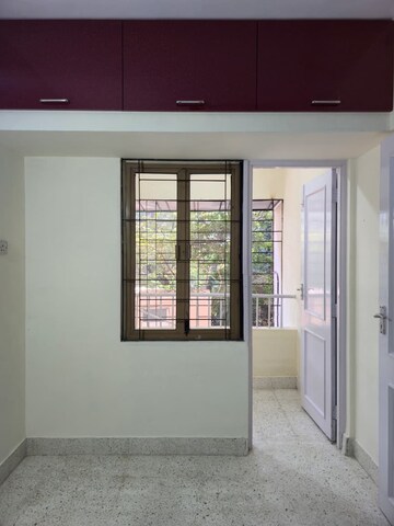 Room in 1 BHK Apartment at Amaltas CHS Vasant Vihar, Vasant Vihar – for Rent