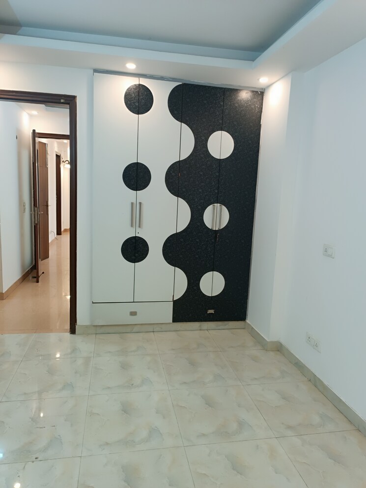 Room, chittaranjan park 3 Bedroom 1100 Sq.Ft. Builder Floor In Chittaranjan Park Delhi 9730857
