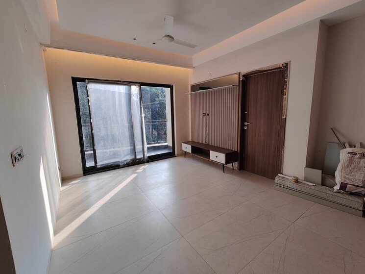 Room, cooke town 3 Bedroom 2000 Sq.Ft. Apartment In Cooke Town Bangalore 9730858