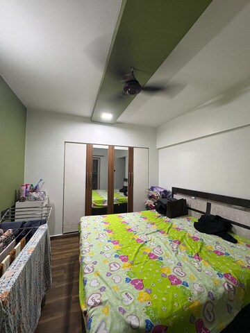 Bedroom in 2 BHK Apartment at Siddhi Highland Haven Phase 2, Balkum Pada – for Rent