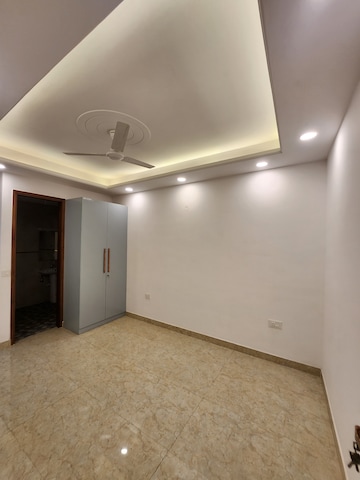 Furnished Amenities in 3 BHK Builder Floor at Palm Residency Chhatarpur, Chattarpur – for Sale