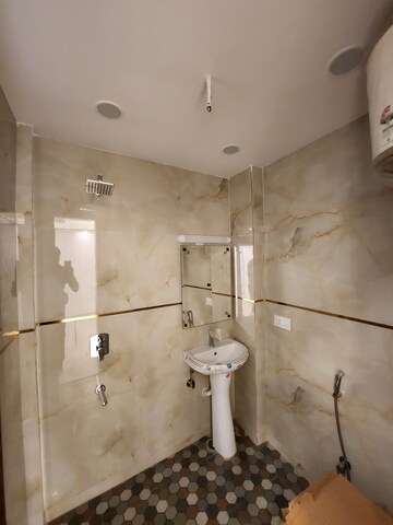 Bathroom in 3 BHK Builder Floor at Palm Residency Chhatarpur, Chattarpur – for Sale