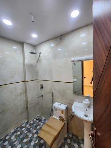Bathroom in 3 BHK Builder Floor at Palm Residency Chhatarpur, Chattarpur – for Sale