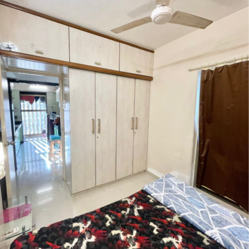 Bedroom in 2 BHK Apartment at Windsor Apartment Bandra West, St. Peters Colony – for Rent