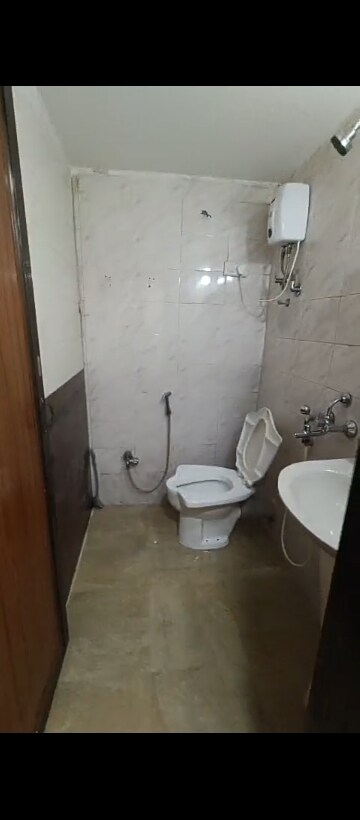 Bathroom in  Pg at Parel – for Rent