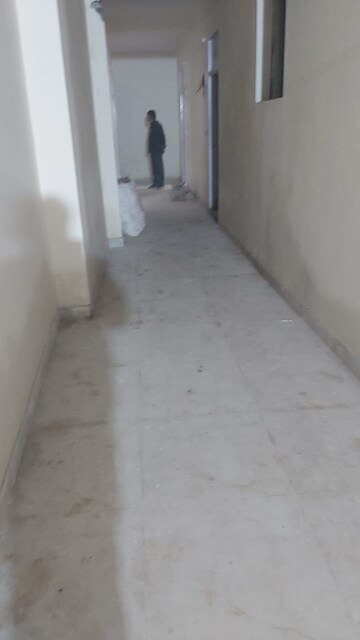 Room in 1.5 BHK Builder Floor at Mayur Vihar – for Rent