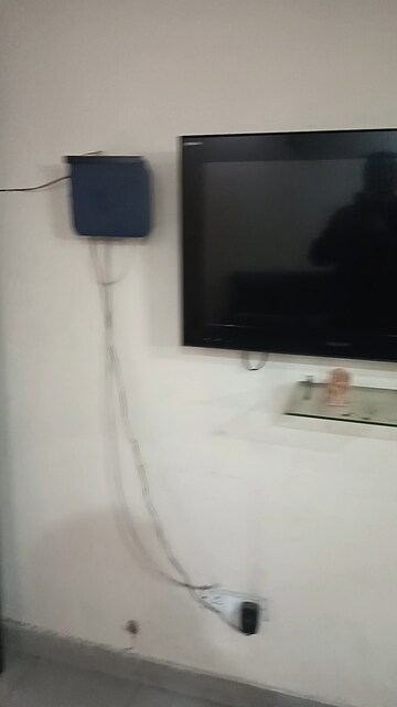 Furnished Amenities in 1 BHK Builder Floor at Lajpat Nagar I – for Rent