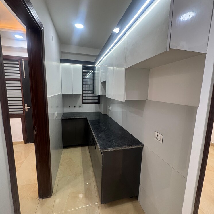 Kitchen, mohan garden 2 Bedroom 50 Sq.Yd. Builder Floor In Mohan Garden Delhi 9731035