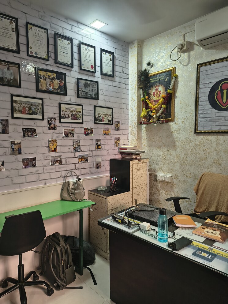 Floor Plan, kurla east Commercial Office Space 400 Sq.Ft. In Kurla East Mumbai 9731073