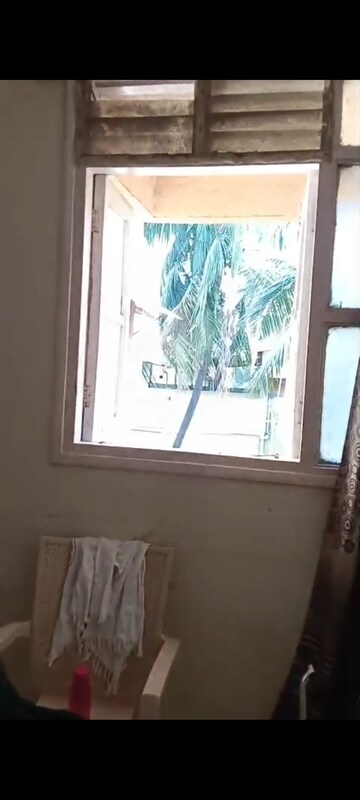 Room in 1 BHK Apartment at Kurla East – for Rent