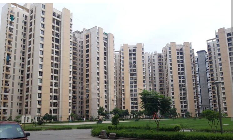 Cover Image, jaypee-greens-kosmos 3 Bedroom 1350 Sq.Ft. Apartment In Sector 134 Noida 9731112