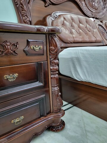 Bedroom in 3 BHK Apartment at Safdarjung Enclave – for Rent