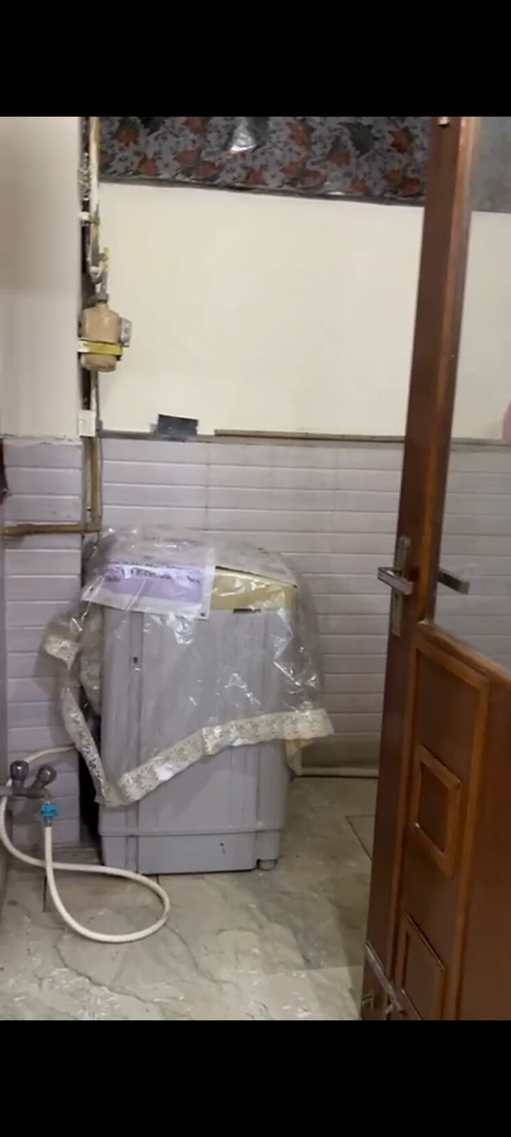 undefined, chittaranjan park 2 Bedroom 1200 Sq.Ft. Builder Floor In Chittaranjan Park Delhi 9731115