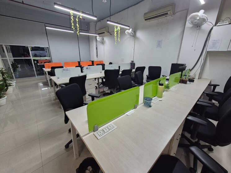 Team Area, sector 2 Commercial Office Space 2000 Sq.Ft. In Sector 2 Noida 9731129